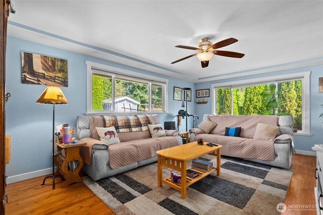 7322 14th Avenue NE, Olympia, WA 98516