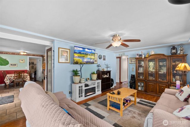 7322 14th Avenue NE, Olympia, WA 98516