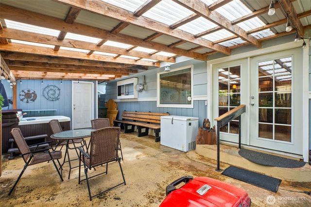 7322 14th Avenue NE, Olympia, WA 98516