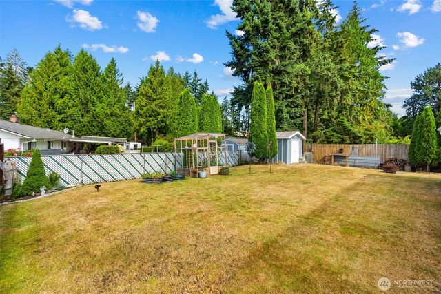 7322 14th Avenue NE, Olympia, WA 98516
