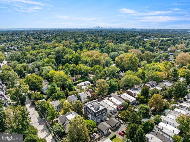 109 W GRAVERS LN, Philadelphia, PA 19118