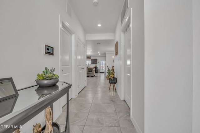 553 OAKMONT, El Paso, TX 79928