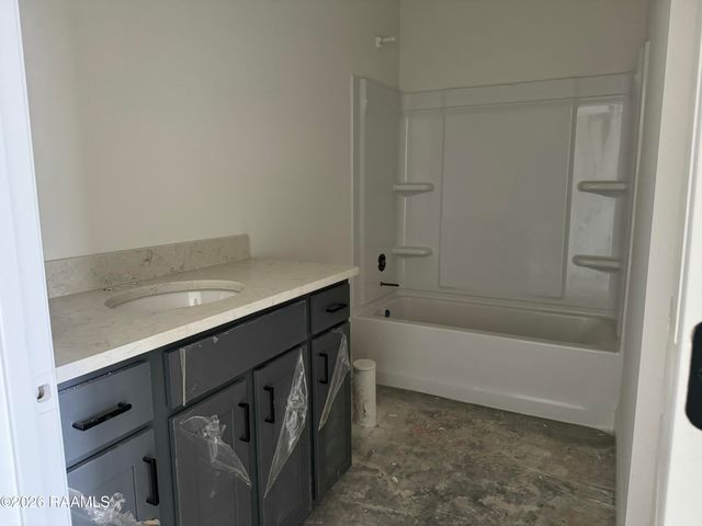 105 Maplebrook Way, Youngsville, LA 70592