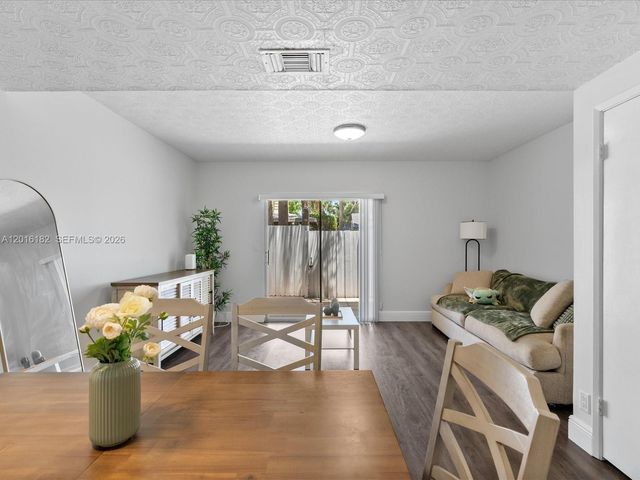 2685 NE 15th St, Pompano Beach, FL 33062