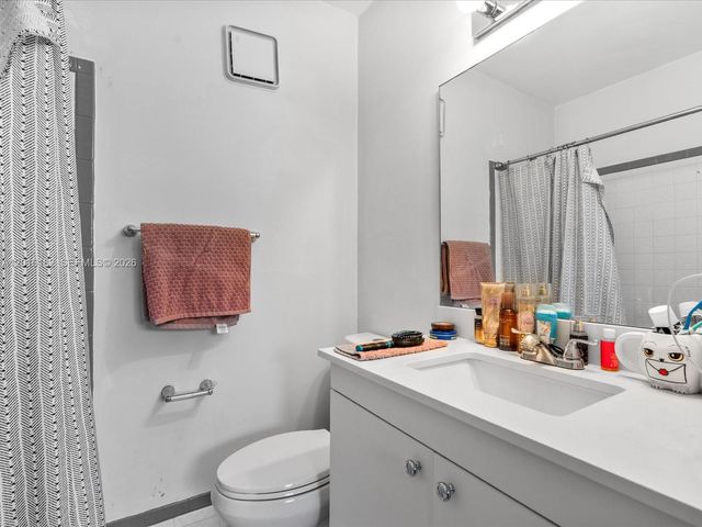 2685 NE 15th St, Pompano Beach, FL 33062