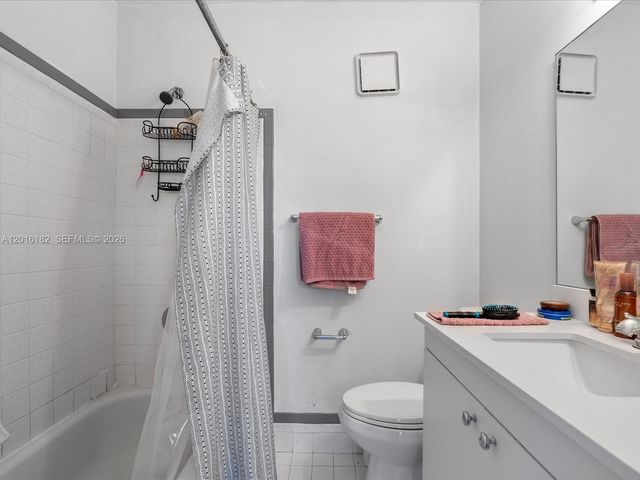 2685 NE 15th St, Pompano Beach, FL 33062