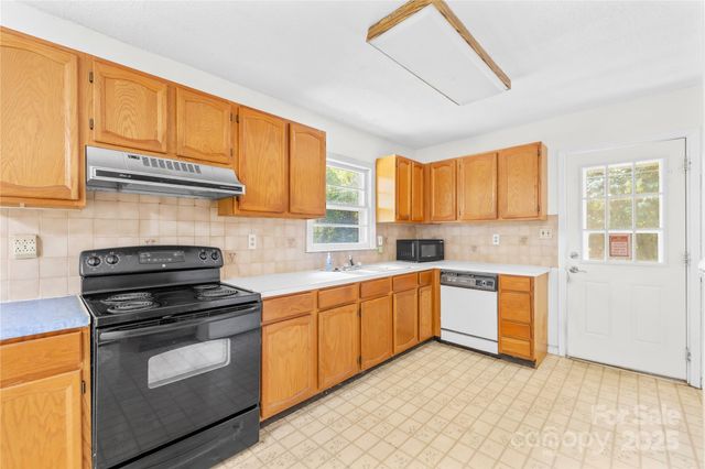 1955 Arnold Drive, Charlotte, NC 28205