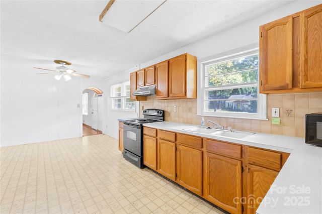 1955 Arnold Drive, Charlotte, NC 28205