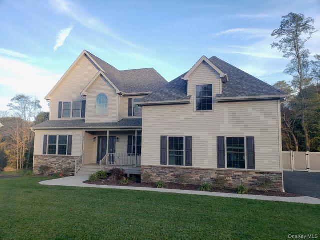 12 Callaway Drive, Monroe, NY 10950