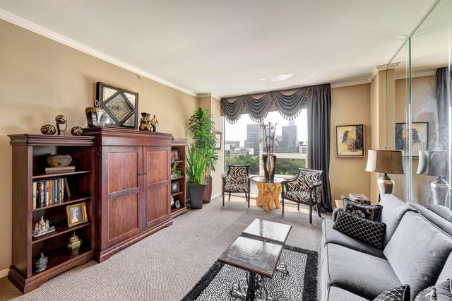 5100 San Felipe Street 74, Houston, TX 77056