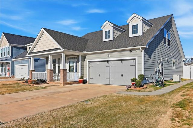 129 Brookside LN, Suffolk, VA 23434