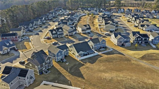 129 Brookside LN, Suffolk, VA 23434
