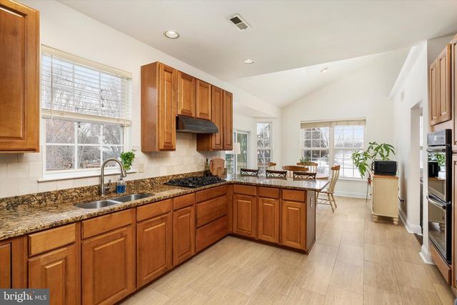 16 MEYER'S COURT, Robbinsville, NJ 08691