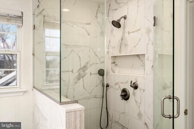 16 MEYER'S COURT, Robbinsville, NJ 08691