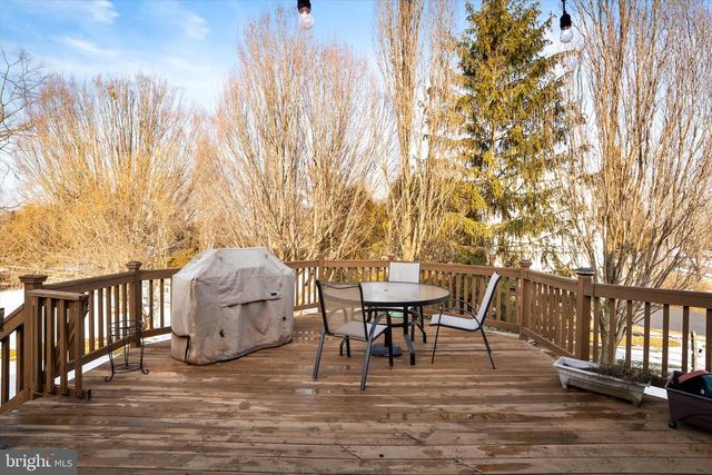 16 MEYER'S COURT, Robbinsville, NJ 08691