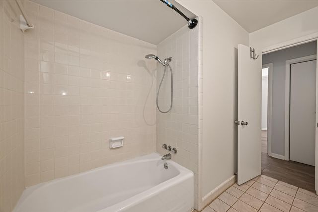 10039 Warwana, Houston, TX 77080