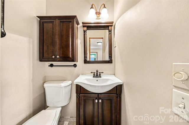 708 Loop Road, Hendersonville, NC 28792
