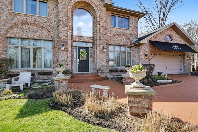 2975 Glenview Road, Glenview, IL 60025