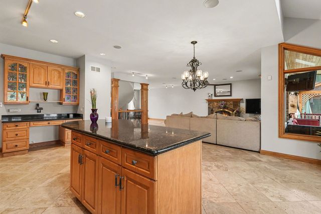 2975 Glenview Road, Glenview, IL 60025