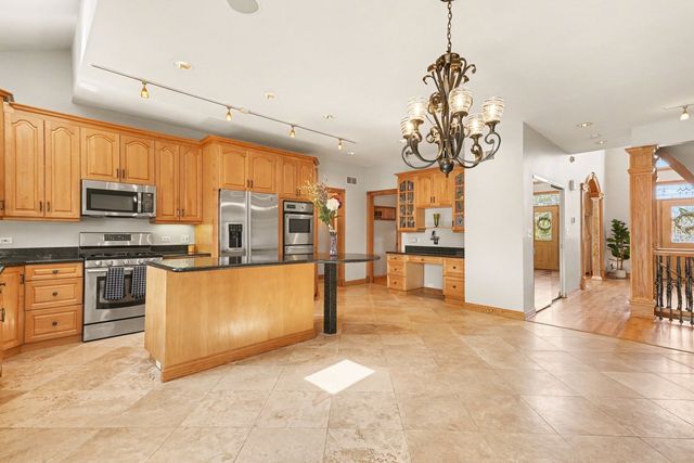 2975 Glenview Road, Glenview, IL 60025