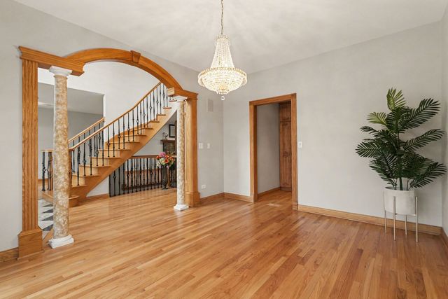 2975 Glenview Road, Glenview, IL 60025