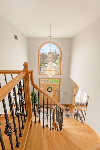 2975 Glenview Road, Glenview, IL 60025