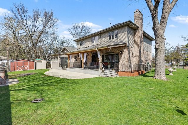 2975 Glenview Road, Glenview, IL 60025