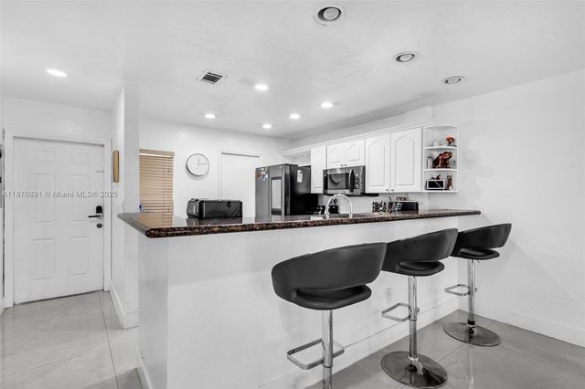6306 Moseley St 1, Hollywood, FL 33024