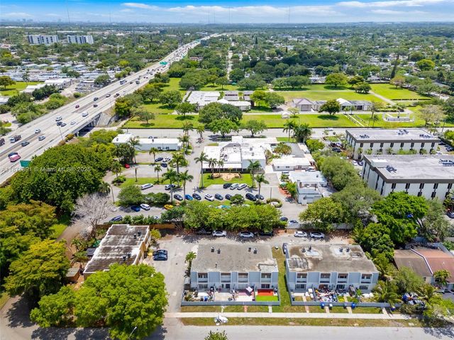 6306 Moseley St 1, Hollywood, FL 33024