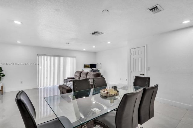 6306 Moseley St 1, Hollywood, FL 33024