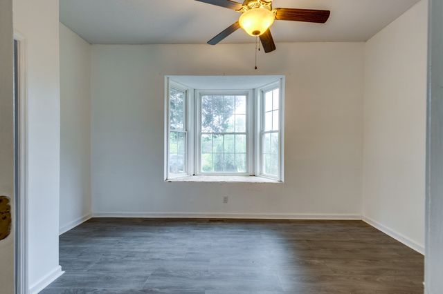 322 David St, Lawrenceburg, TN 38464