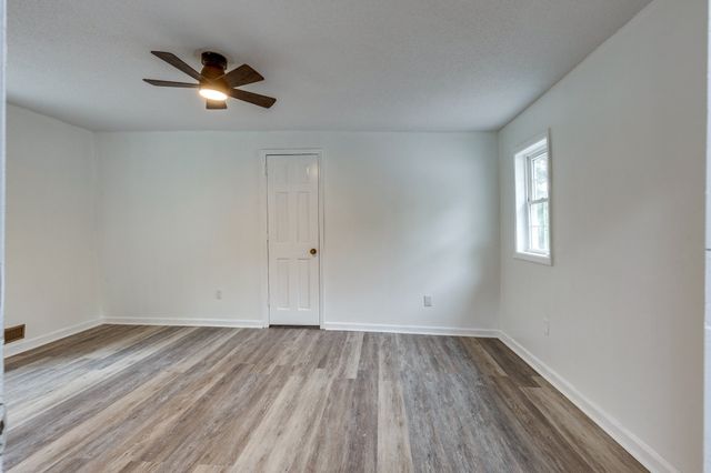 322 David St, Lawrenceburg, TN 38464