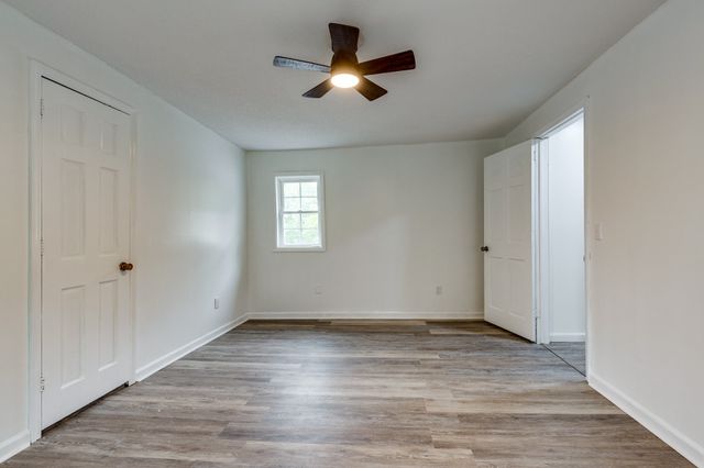 322 David St, Lawrenceburg, TN 38464