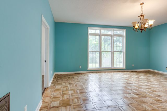 322 David St, Lawrenceburg, TN 38464
