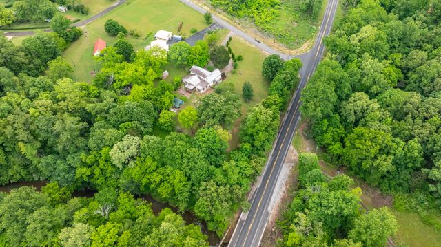 322 David St, Lawrenceburg, TN 38464