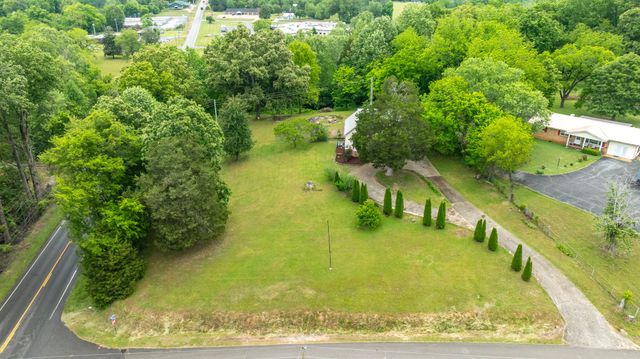 322 David St, Lawrenceburg, TN 38464