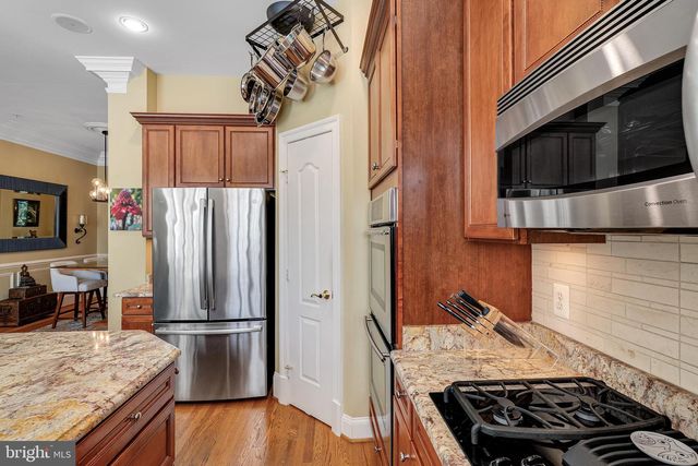 1769 POTOMAC GREENS DR, Alexandria, VA 22314