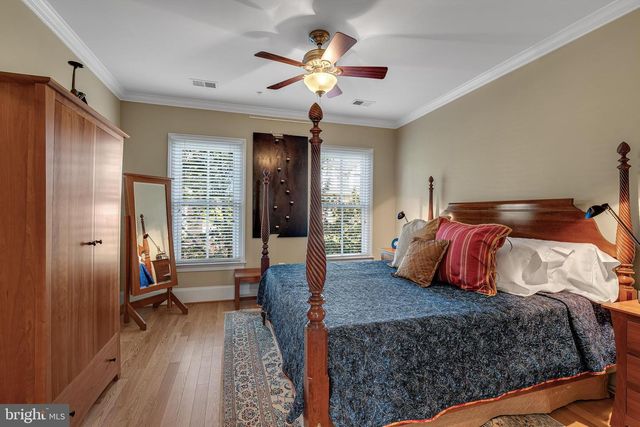 1769 POTOMAC GREENS DR, Alexandria, VA 22314