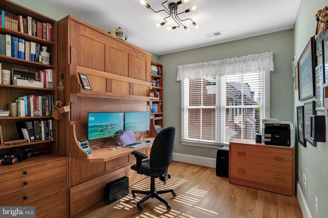1769 POTOMAC GREENS DR, Alexandria, VA 22314