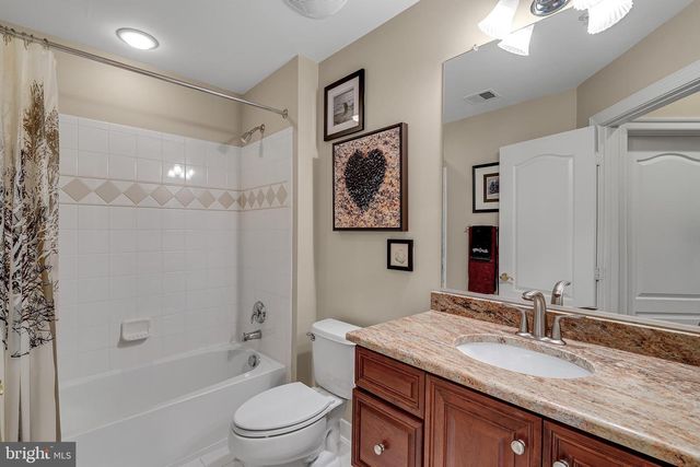 1769 POTOMAC GREENS DR, Alexandria, VA 22314
