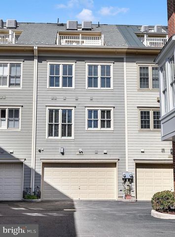 1769 POTOMAC GREENS DR, Alexandria, VA 22314