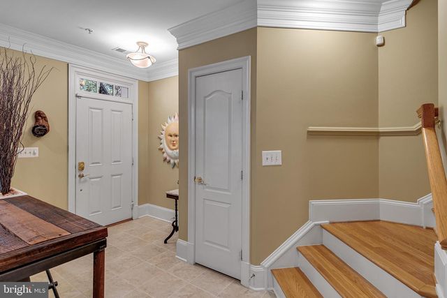 1769 POTOMAC GREENS DR, Alexandria, VA 22314