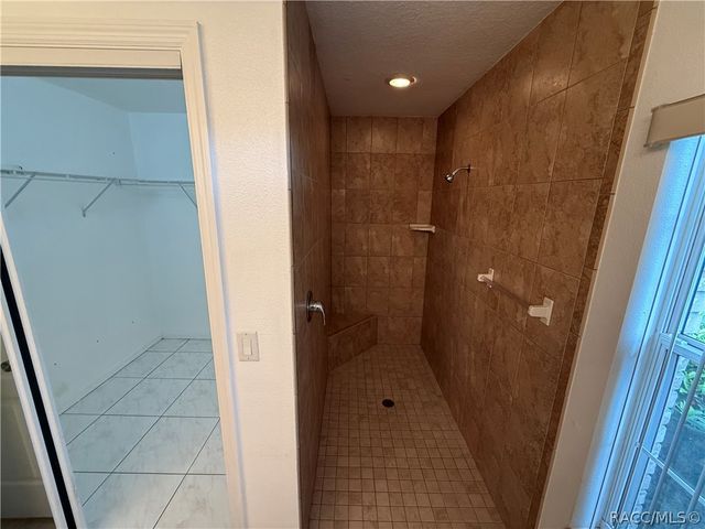 6001 N Buckland Drive, Citrus Springs, FL 34434
