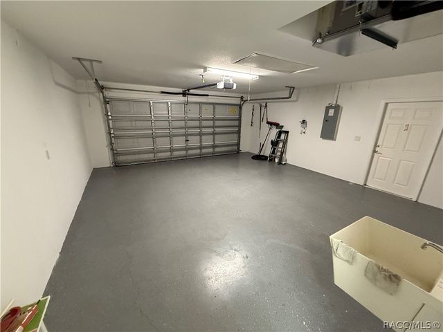 6001 N Buckland Drive, Citrus Springs, FL 34434