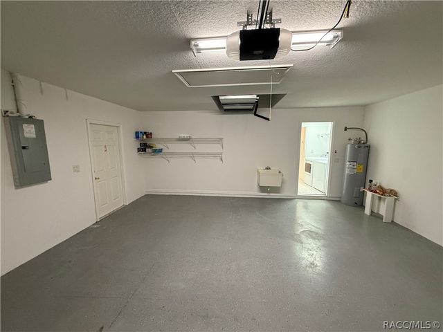 6001 N Buckland Drive, Citrus Springs, FL 34434
