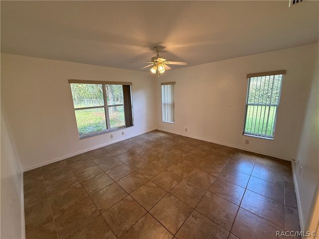 6001 N Buckland Drive, Citrus Springs, FL 34434