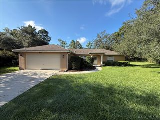 6001 N Buckland Drive, Citrus Springs, FL 34434