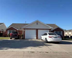 1108 Brandywine 5 & 6, Norman, OK 73071