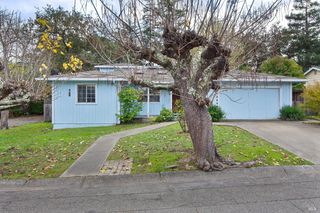 700 Cecelia Dr, Glen Ellen, CA 95442