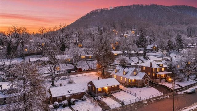 1234 Hamilton TER, Roanoke, VA 24014